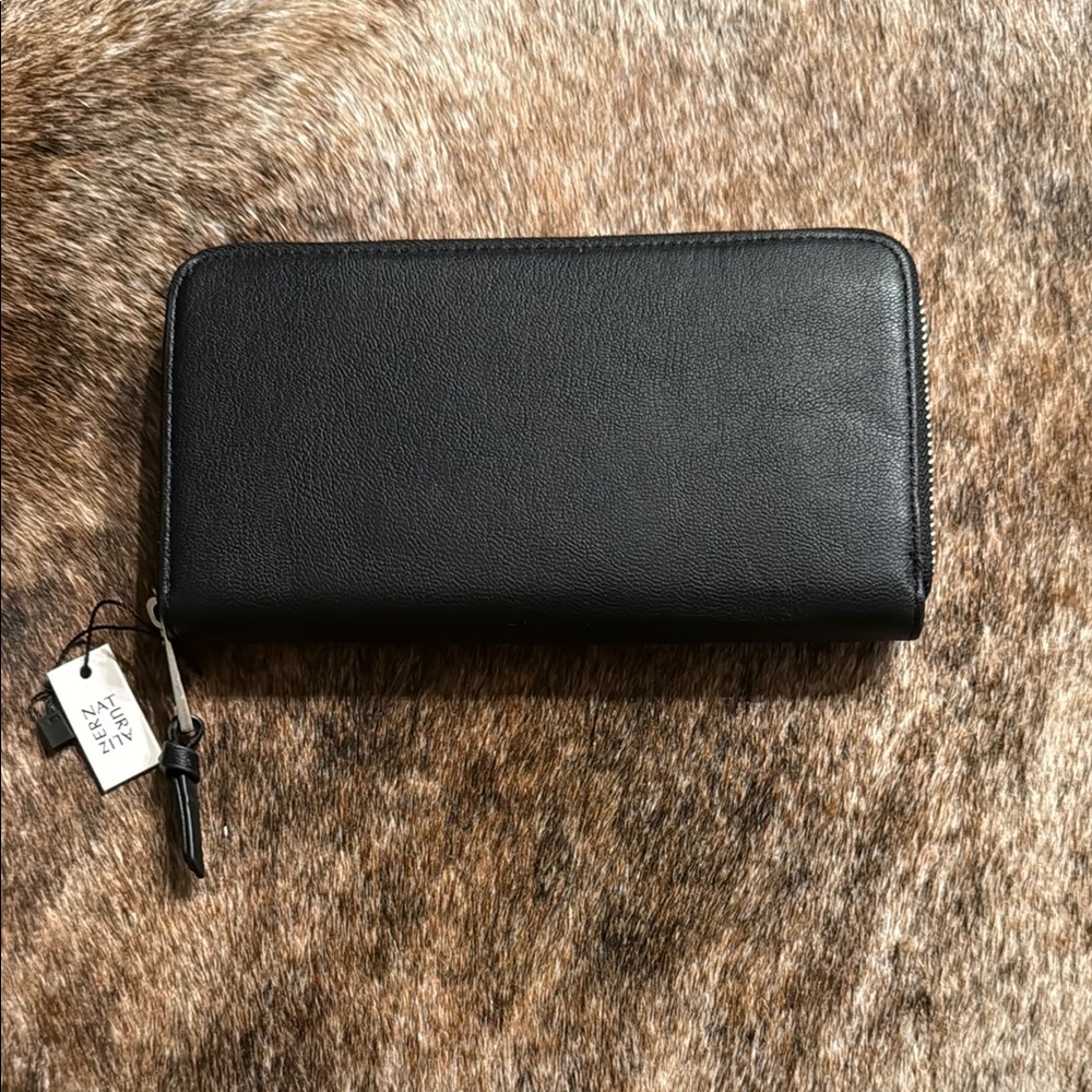 Black Leather Zip Wallet
